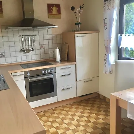 Gaestehaus Nelles Lägenhet *